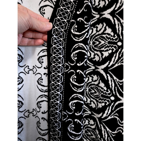 Style & Co, Black & white, Bold Filigree Print, 100% Cotton Cardigan, Size 1X - Picture 3 of 5
